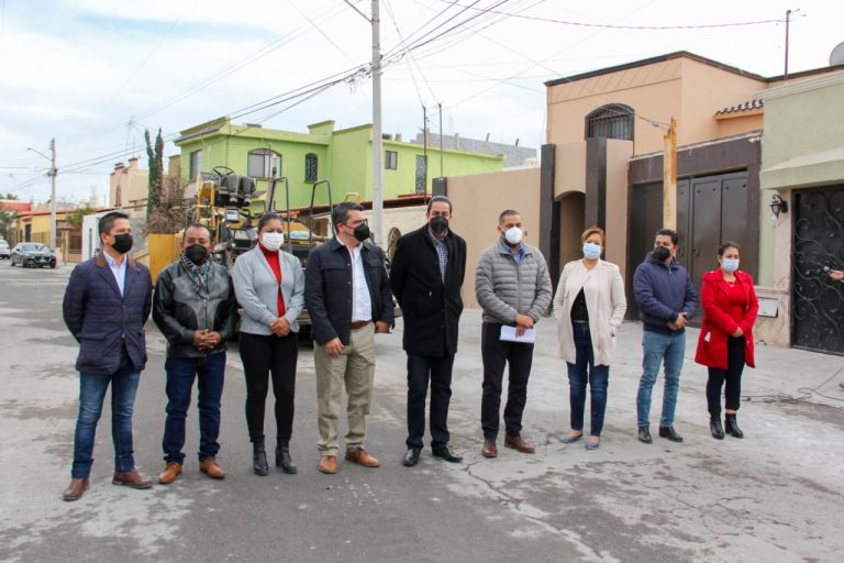 Inicia el programa “Tramos de recarpeteo” en la colonia Haciendas III