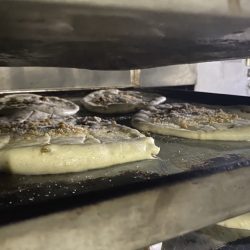 Panadería La Reina cuenta con más de 60 años de tradición 7