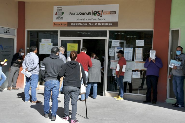 Agilizan entrega de placas en Ramos Arizpe