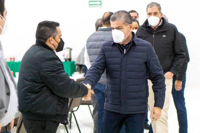 Este martes regresan a clase casi 3 mil escuelas en Coahuila