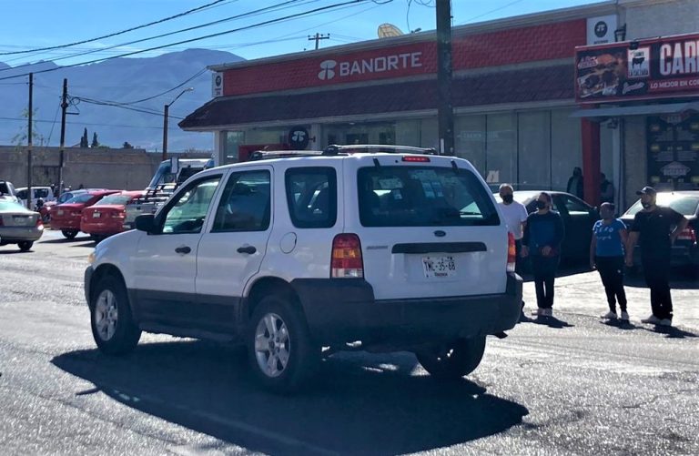 Intentaron plaquear autos robados en Coahuila