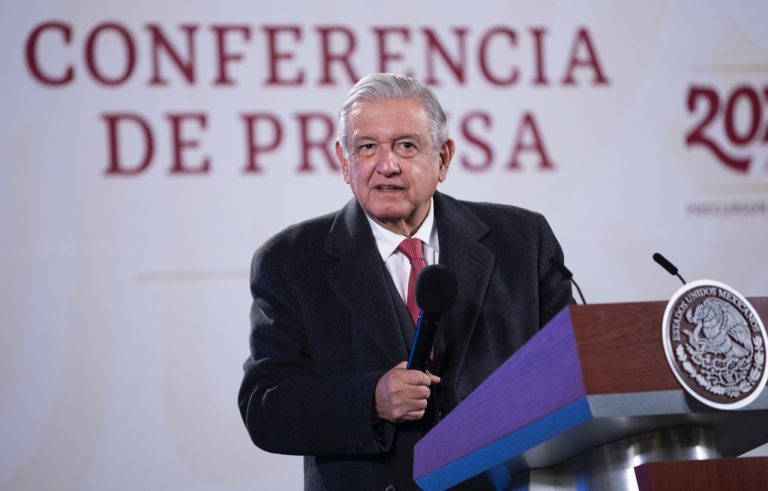 No me opongo a que Corte analice la forma de pregunta sobre revocación: López Obrador