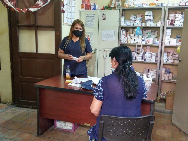 Pide Cáritas de Catedral apoyo de saltillenses para abastecer farmacia