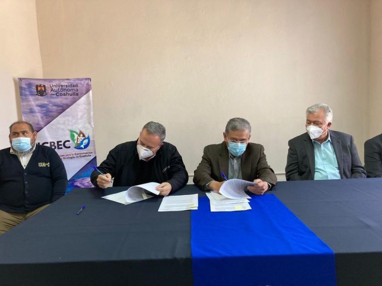 Firman UAdeC y Grupo Fox convenio para impulsar la reactivación de Cuatro Ciénegas