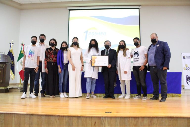 Fomenta Rector de la UAdeC la Cercanía con la Comunidad Estudiantil y les Presenta su Primer Informe de Actividades en la Unidad Torreón