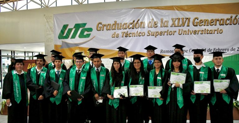 Se gradúa la generación 46 de Técnico Superior Universitario de la UTC 