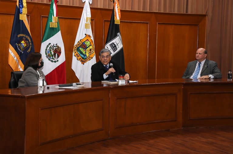 En la UAdeC  presentan el libro “El derecho fundamental al voto. Del sufragio tradicional al voto por internet de los mexicanos en el extranjero”