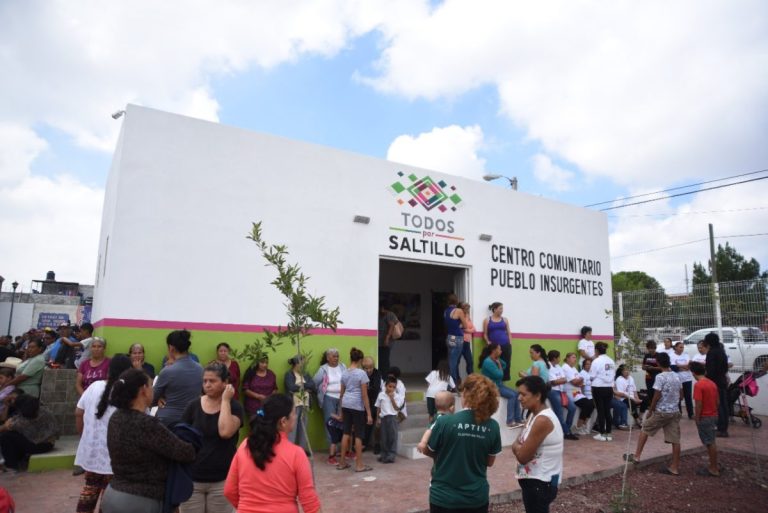 Firman alianza Centros Comunitarios y Lobos al Rescate para apoyar a saltillenses