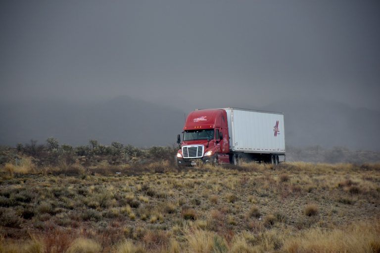 Ven necesario atender adicciones en industria de autotransporte de carga