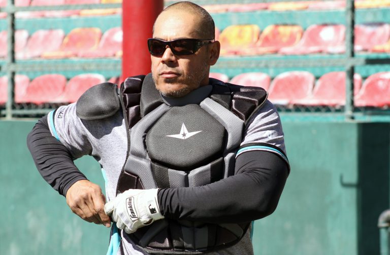 Carlos Rodríguez en busca de su campaña 20 en la Liga Mexicana de Béisbol   