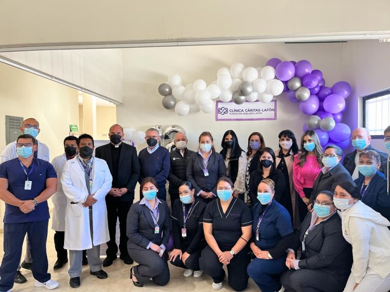 Inauguran unidad de Rayos X de la clínica Cáritas Lafón