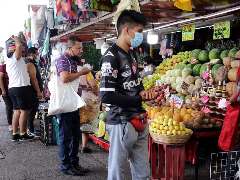 Inflación no cede; en febrero se aceleró a 7.28%