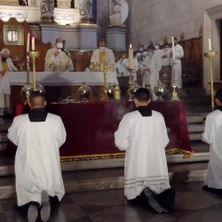 Junto al obispo Hilario, renuevan religiosos de la Diócesis de Saltillo su vocación sacerdotal 8