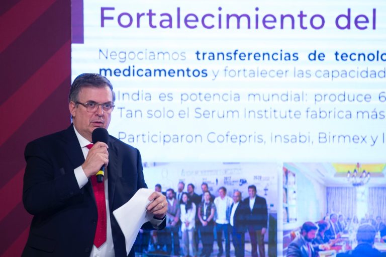 México recurre a la India para solucionar desabasto de medicamentos