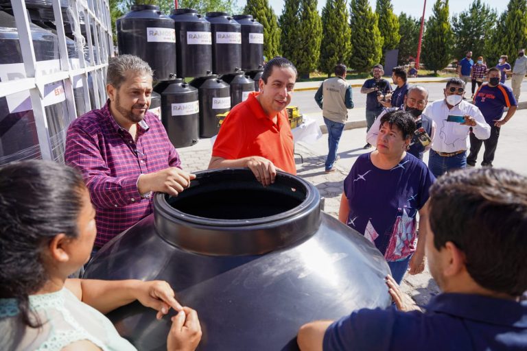 Arranca la entrega de tinacos a bajo costo en Ramos Arizpe