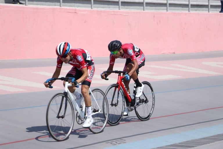 Califican coahuilenses a Nacionales Conade 2022 en ciclismo de pista