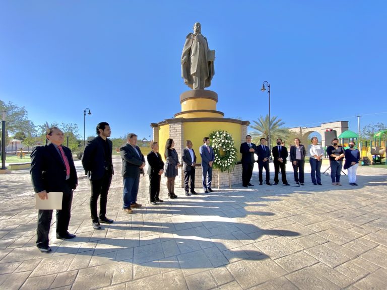 Con guardia de honor conmemoran el 179 aniversario luctuoso de Miguel Ramos Arizpe 