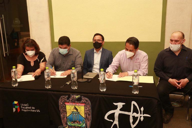 Facultades de Arquitectura y Ciencias Sociales firman convenio de colaboración académica