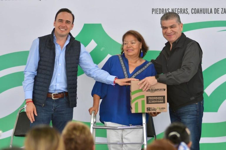 Inicia Miguel Riquelme programa alimentario en Piedras Negras