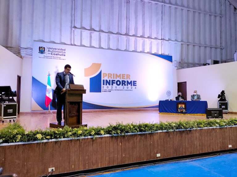 Presenta director de la Escuela de Bachilleres “Luis Donaldo Colosio Murrieta” de la UA de C primer informe de actividades