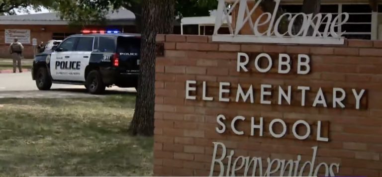 Tiroteo en escuela de Texas deja 18 niños y tres adultos sin vida