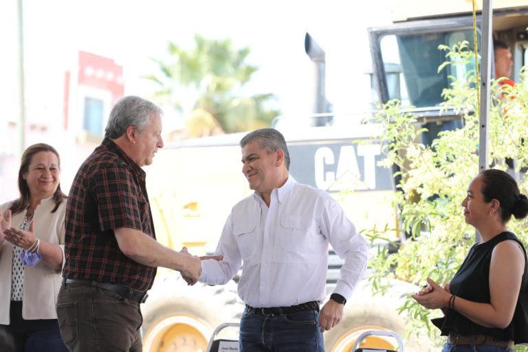 Agradecen vecinas construcción de Centro Comunitario en Lomas del Refugio