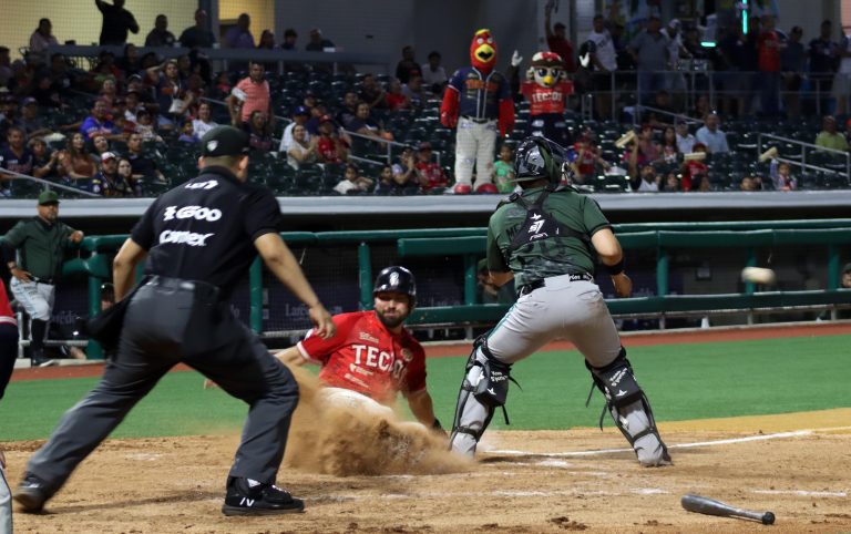 Rally de 5 carreras en la sexta rompe duelo a favor de Tecolotes para ganar 7 – 1 a Saraperos