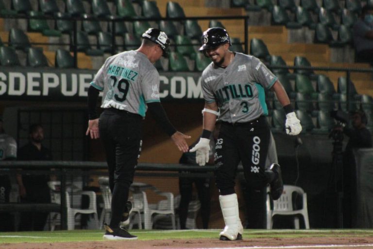 Saraperos gana 8 a 4 a Pericos para empatar la serie en Puebla 