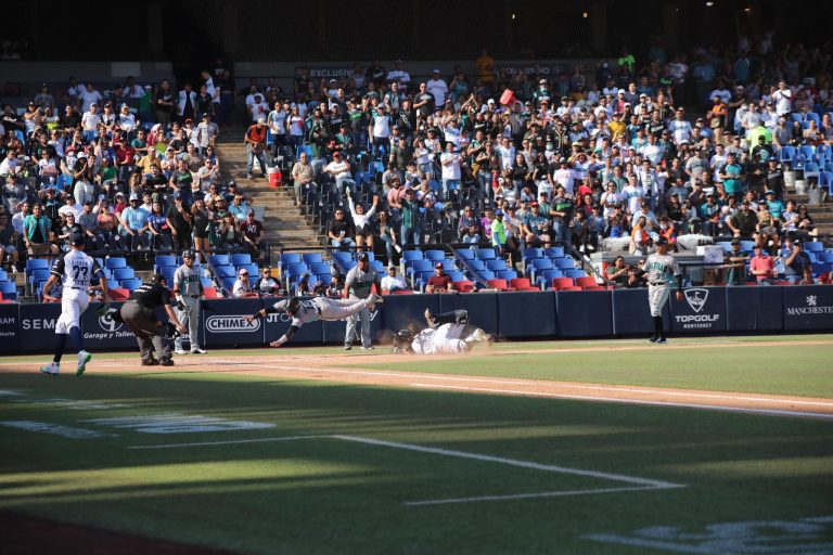 Sultanes hace rally en octava para empatar y en décima deja en terreno a Saltillo 