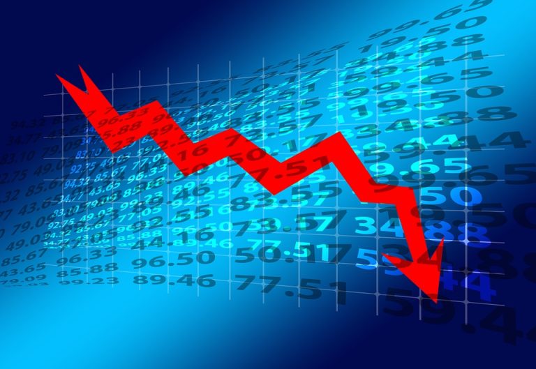 Economía mundial está al borde de una recesión: Instituto de Finanzas Internacionales