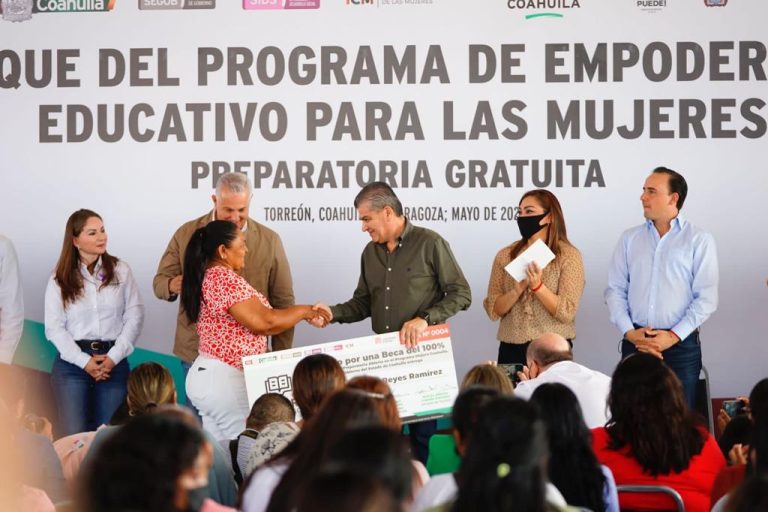 El compromiso de Coahuila es con las mujeres: Riquelme