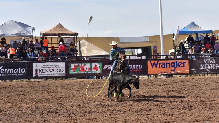 Javier Hurtado: joven talento ramosarizpense participará en rodeo de Wyoming