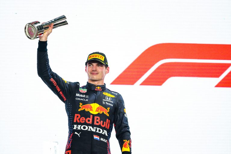 Red Bull y Max Verstappen organizan Baby Shower para “Checo” Pérez