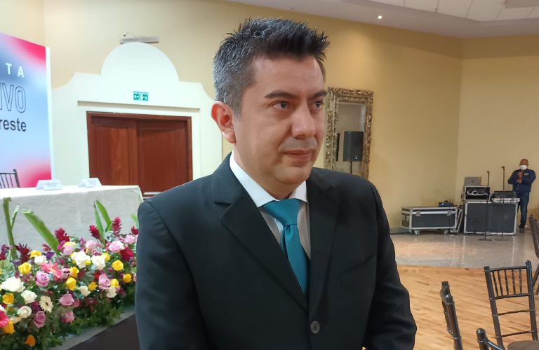 ¡Cuidado al contratar créditos! Alerta presidente de IMEF Coahuila