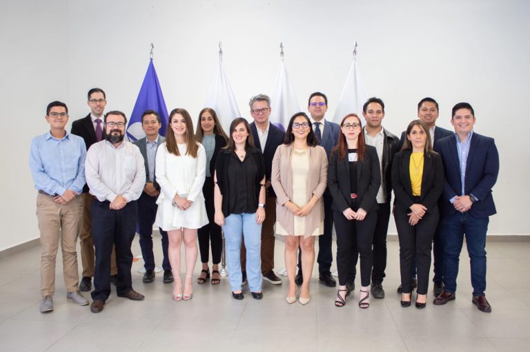 Presenta AIDH de la UA de C a los docentes de la Licenciatura en Derecho con Perspectiva en Derechos Humanos