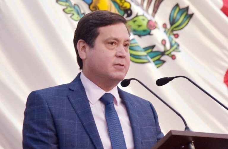 Renuncia Rodolfo Walss al PAN