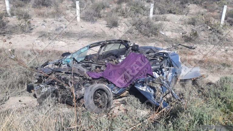 Se mata en su deportivo al chocar de frente contra un tráiler en la carretera a Zacatecas