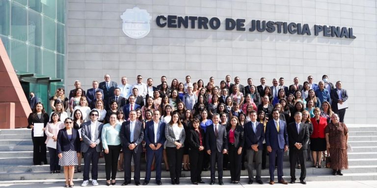 Concluyen secretarios del Poder Judicial de Coahuila curso de capacitación y actualización