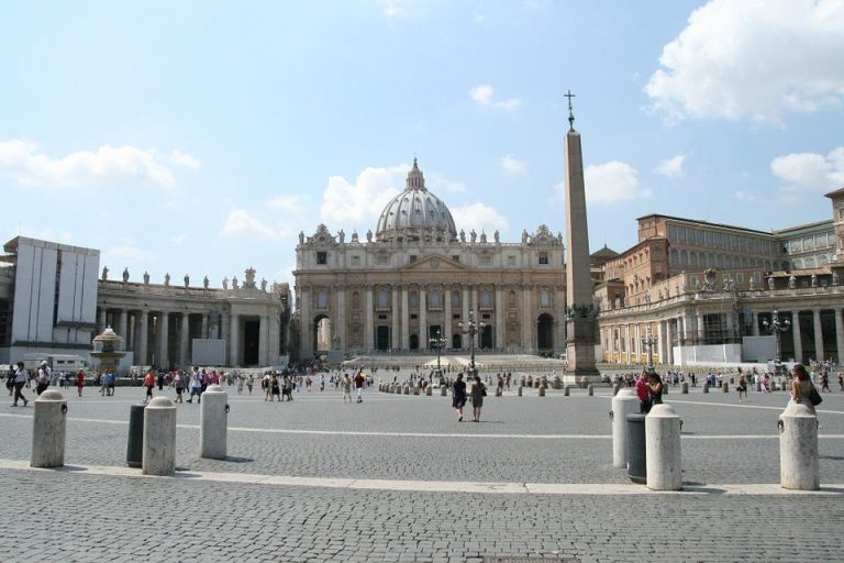 Condena Vaticano el ataque de Hamás contra Israel