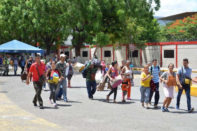 Mantiene ACNUR lazos con Saltillo en favor de refugiados 