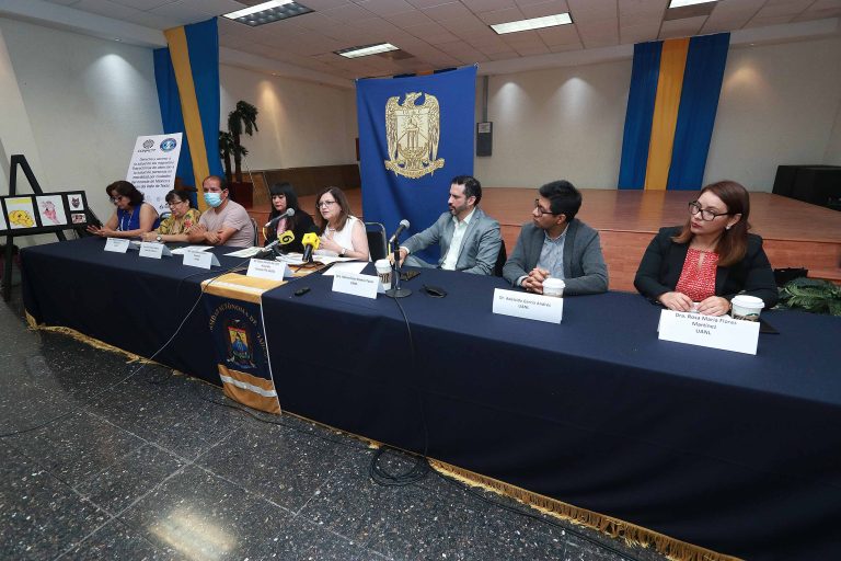 Presentan proyecto de investigación sobre migrantes realizado por la Facultad de Trabajo Social de la UA de C y la UANL