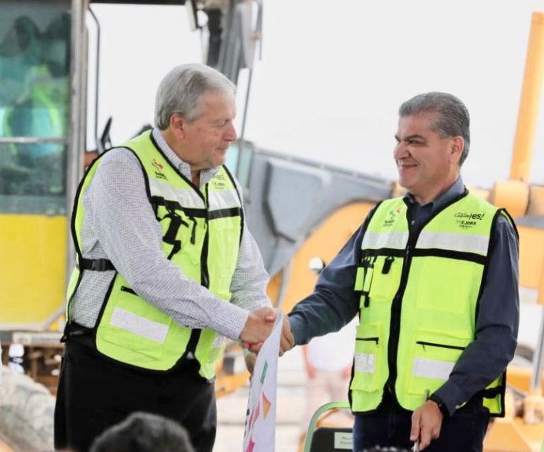 Avanza rehabilitación de canchas en parques municipales