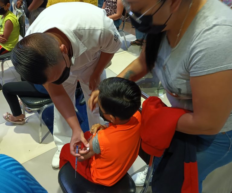 Continuará este lunes y martes vacunación anticovid de niños de 5 a 11 años en Saltillo y Ramos