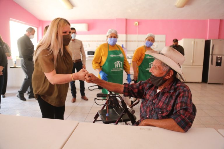 Despliega DIF Coahuila miles de acciones a favor de las personas adultas mayores: Marcela Gorgón