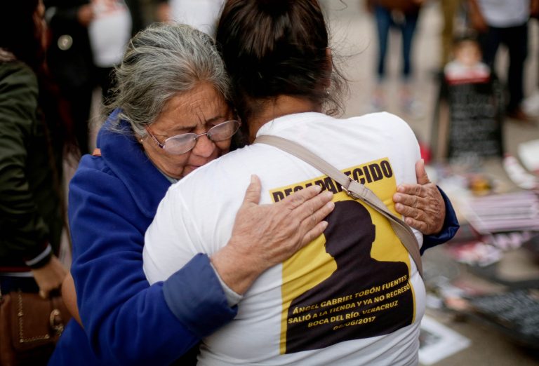 La Iglesia lanza un llamado para frenar la violencia: pide orar por personas asesinadas y desaparecidas