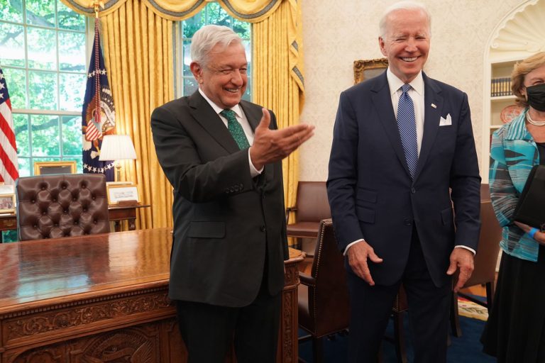 López Obrador desea pronta recuperación a Joe Biden por Covid