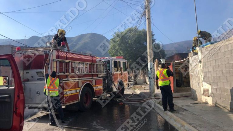 Pelea con su pareja e incendia su domicilio