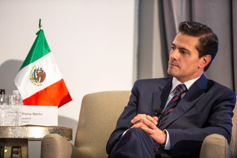 Peña Nieto responde a denuncia de la UIF