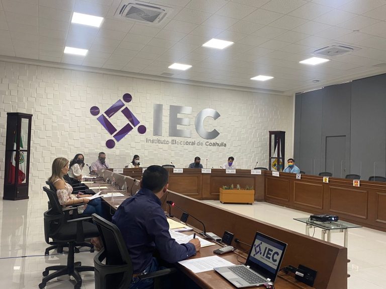 Recibe IEC 3 denuncias por actos anticipados de campaña