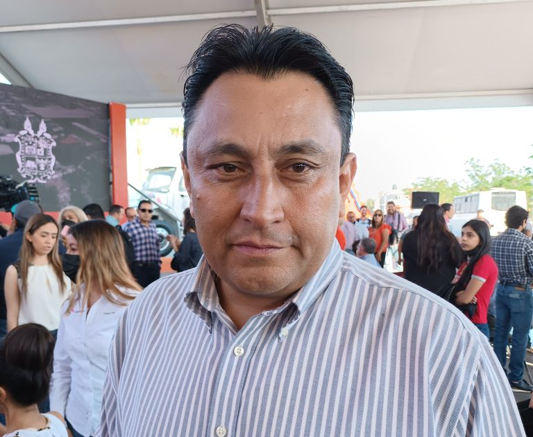 Trabajo en las calles impide a taxistas de Saltillo atender demanda de servicios por App